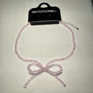 Beautiful NWT Pretty Little Thing Pink Beaded Bow Choker